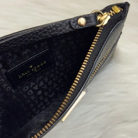 KATE SPADE NEW YORK HIGHLAND PLACE WRISTLET - Picture 8 of 10